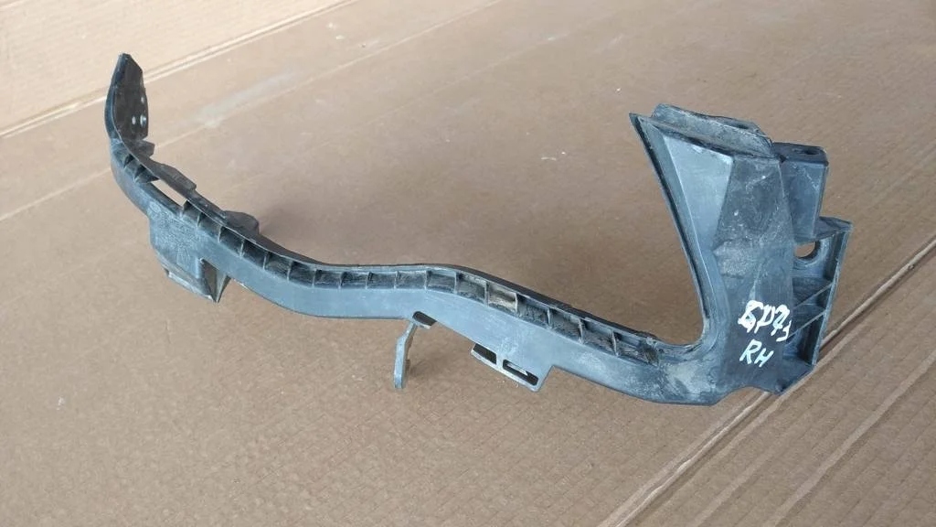 Б.у. кронштейн фары SUBARU XV G33 SUBARU XV G33