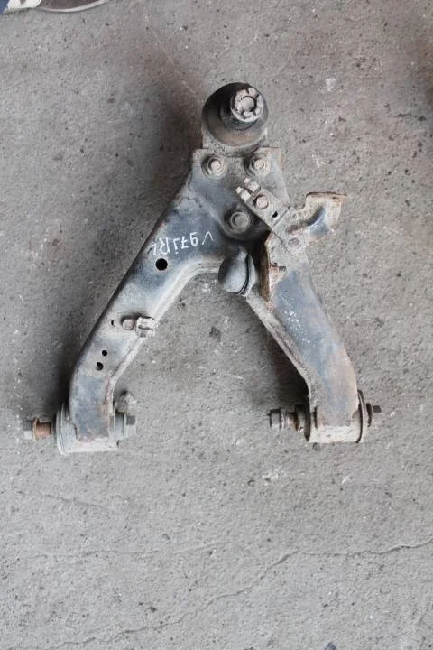 Б.у. рычаг MITSUBISHI PAJERO V97W MITSUBISHI PAJERO V97W