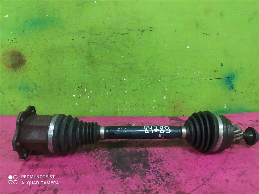 Привод левый правый Audi A4 A5 1,8 2,0 8K0407271P