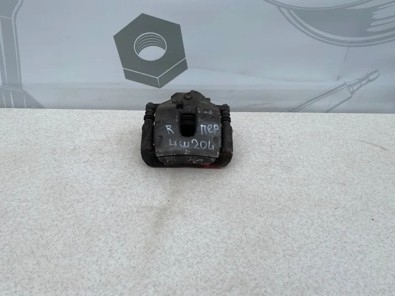 Тормозной суппорт передний правый Mercedes-benz 2007 W204