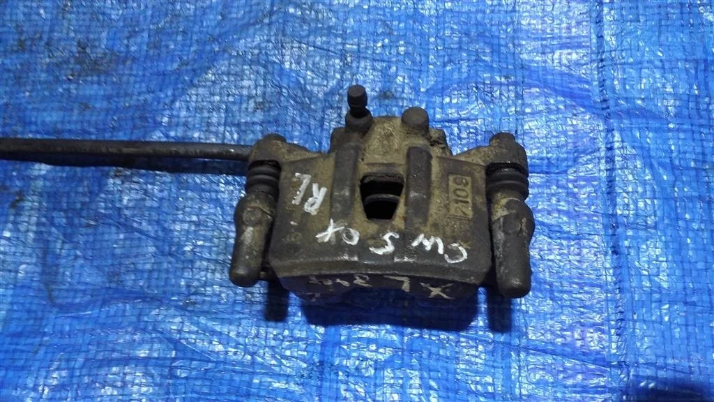 Б.у. суппорт MITSUBISHI OUTLANDER XL CW5W MITSUBISHI OUTLANDER XL CW5W