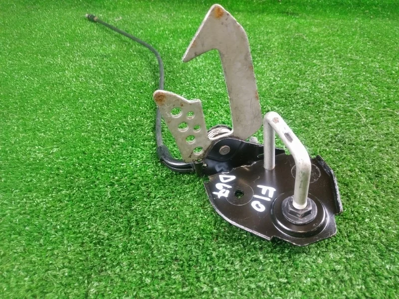 Замок капота BMW F10