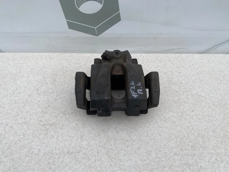 Тормозной суппорт передний левый BMW X4 2015 F26