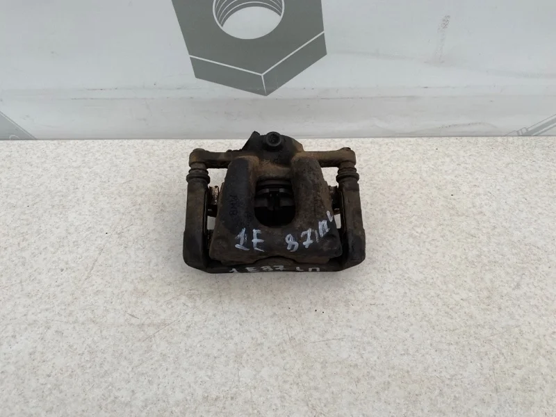 Тормозной суппорт передний левый BMW 1 2005 E87