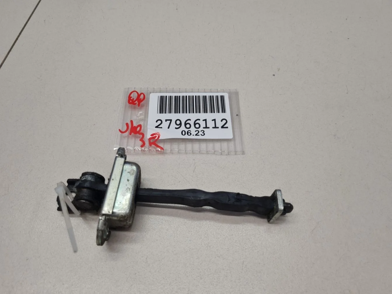 Ограничитель двери задней для Nissan Qashqai J10 2006-2014