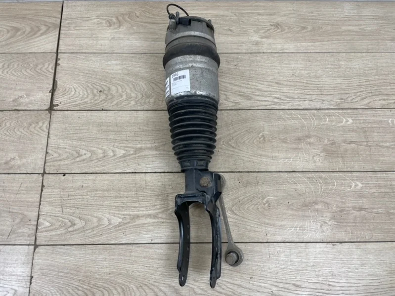 Пневмостойка VW Touareg 2 7P