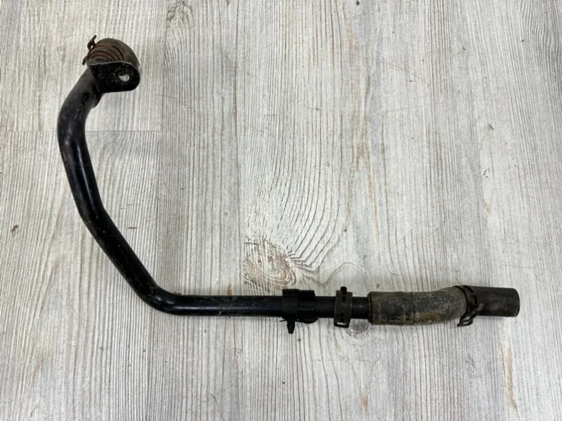 Трубопровод системы охлаждения VW Touareg 2003-2010 7L