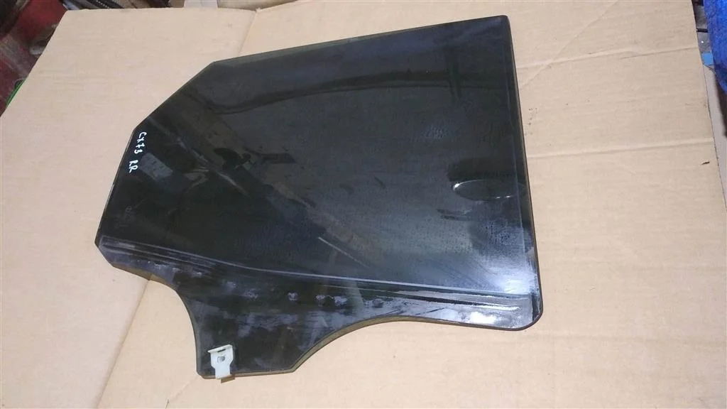 Б.у. стекло двери MAZDA CX7 ER8 MAZDA CX7 ER8