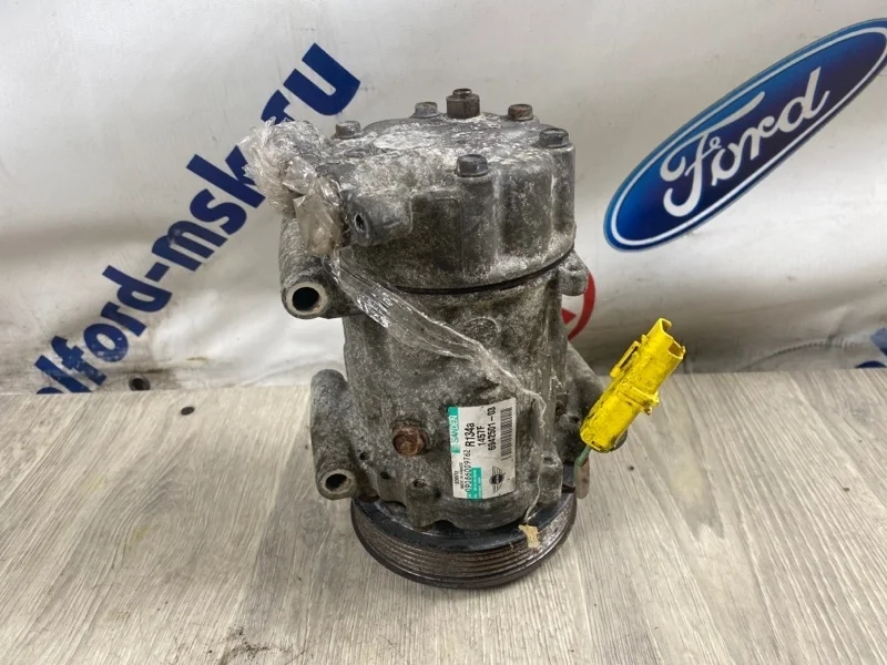 Компрессор кондиционера MINI COOPER 2005-2014г