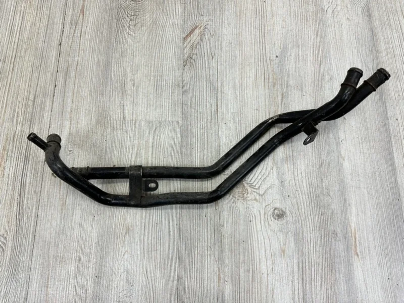 Трубопровод системы охлаждения VW Touareg 2003-2005 7L