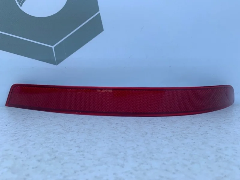 Отражатель в задний бампер правый Mercedes-benz GL X166