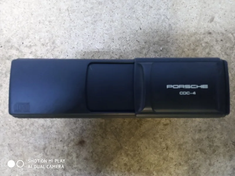 Cd чейнджер Porsche Cayenne 2006 955