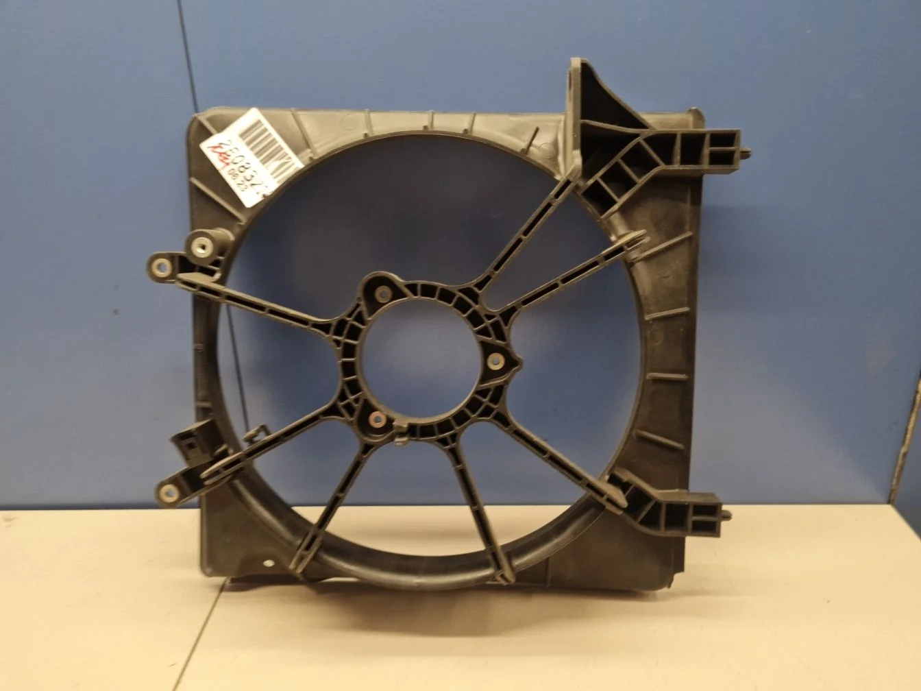 Диффузор вентилятора для Honda Accord 7 2003-2008