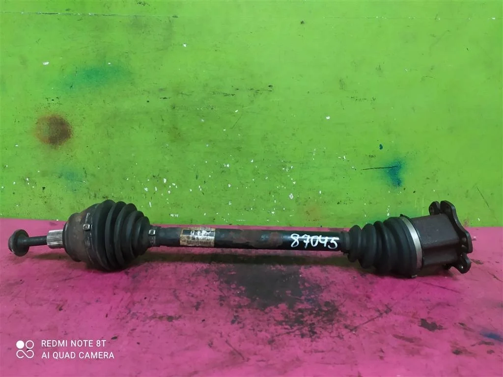 Привод левый Audi A8 D3 2003-2010 4E0407271P