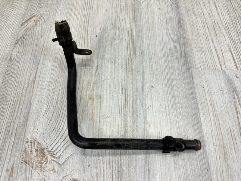 Трубопровод системы охлаждения VW Touareg 2003-2010 7L