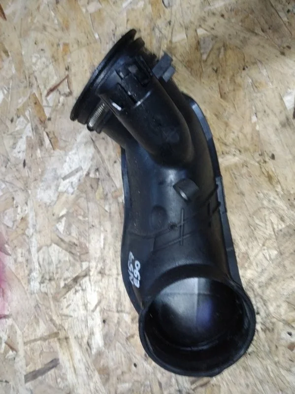 Воздуховод BMW 330D E90