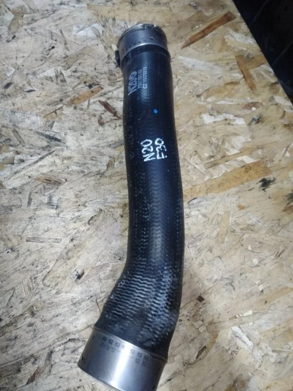 Воздуховод наддувочного воздуха BMW 320i F30