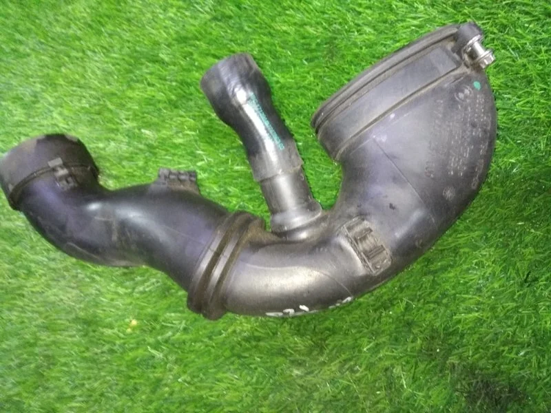 Воздуховод BMW 330D E90