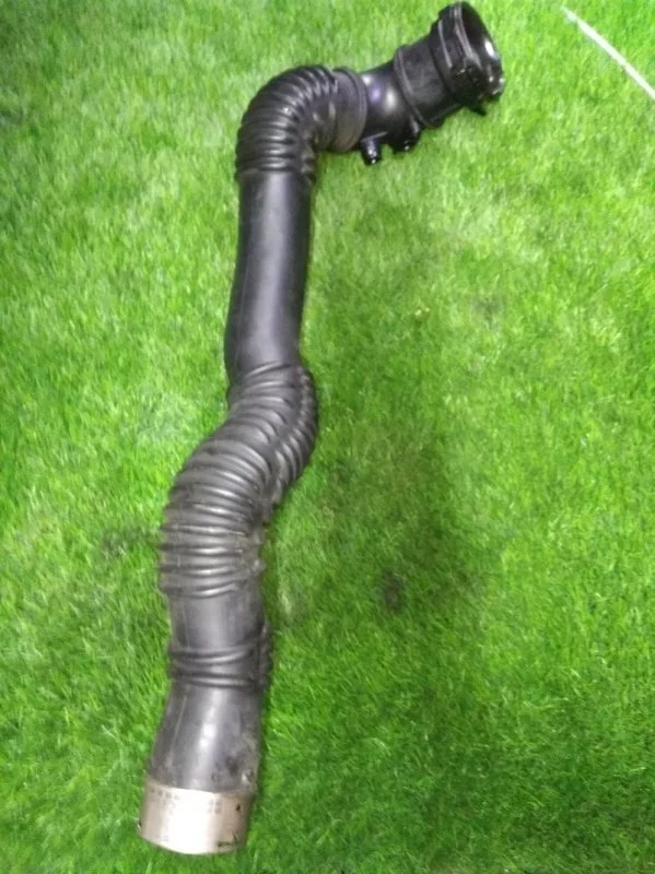 Воздуховод наддувочного воздуха BMW 528iX 2013 F10