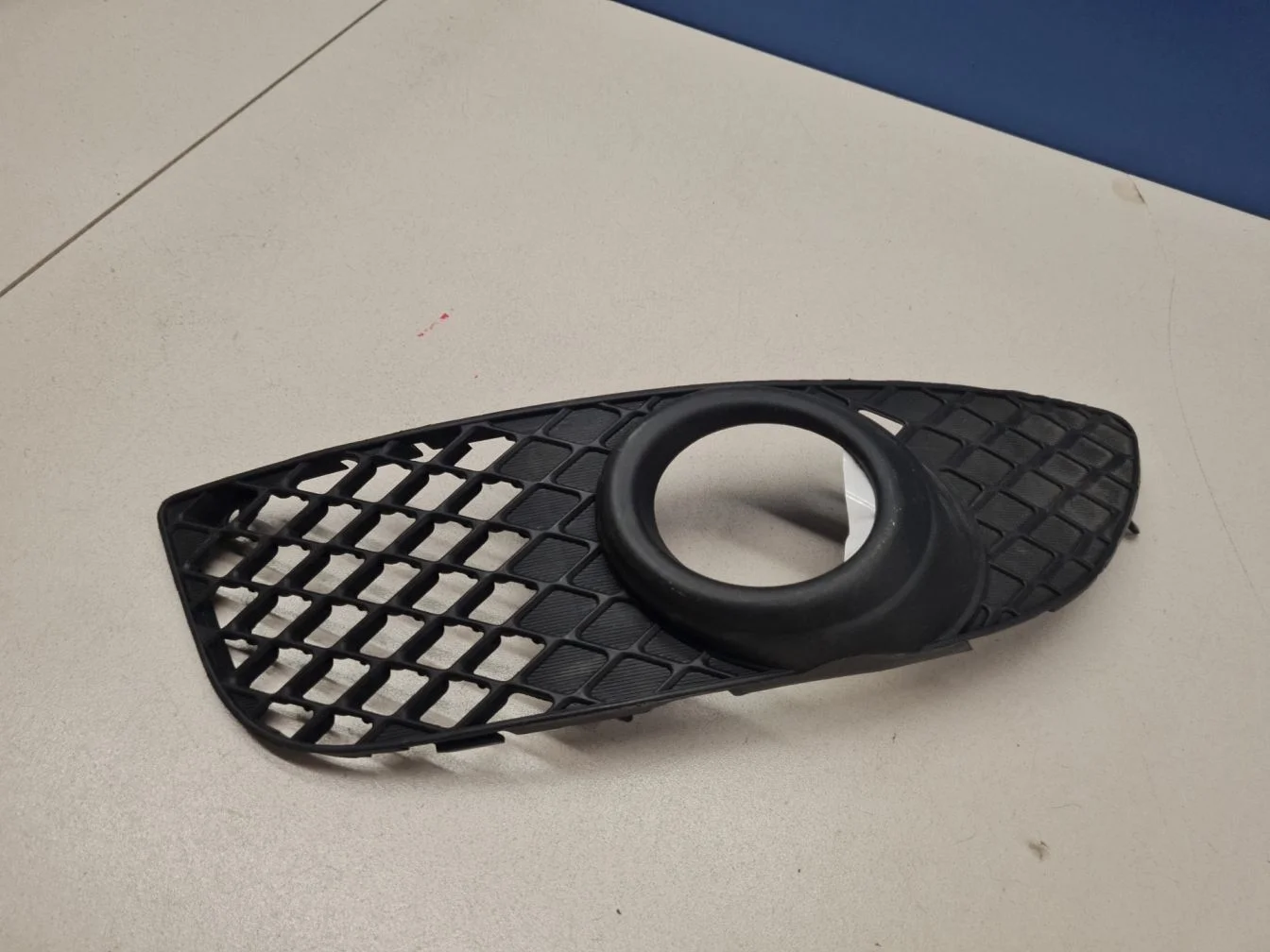 Решетка в бампер левая для Mitsubishi Lancer CX CY 2007-