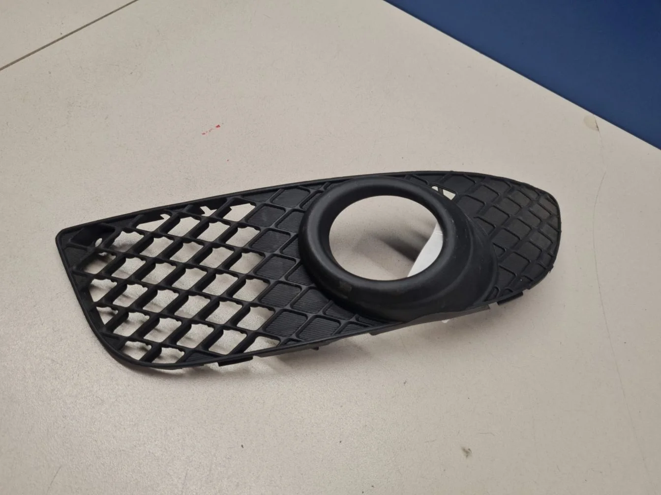 Решетка в бампер левая для Mitsubishi Lancer CX CY 2007-