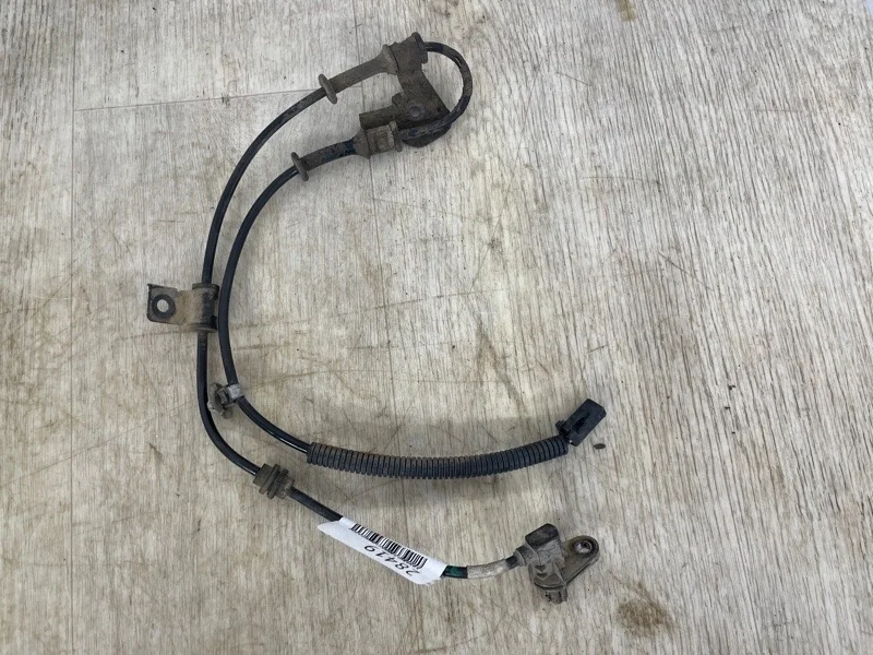 Датчик abs HYUNDAI SOLARIS 1 2010-2017 956701R000 SB G4FA, передний левый