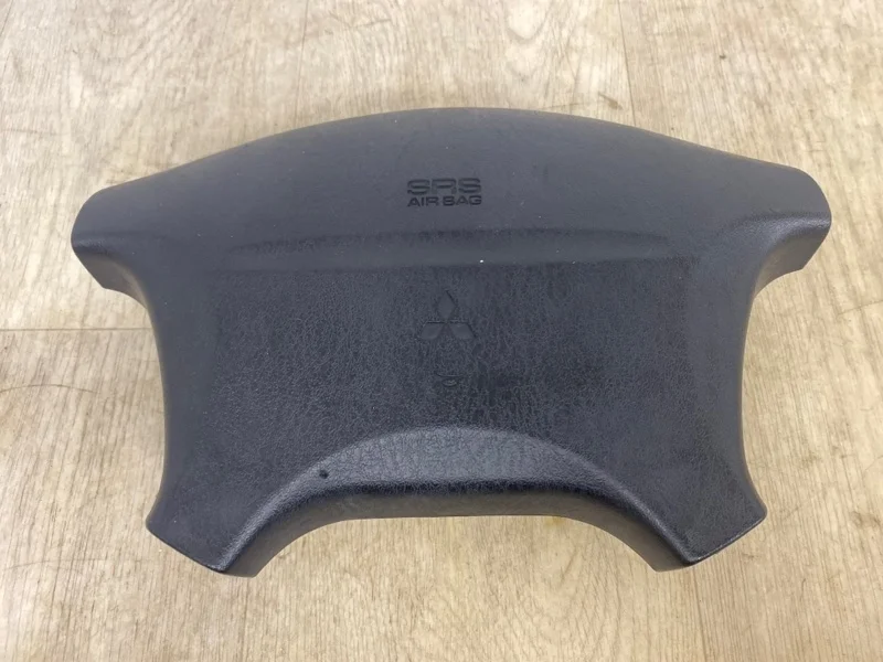 Аирбаг на руль Mitsubishi Carisma 1995 1996 1997 1998 1999 2000 2001 2002 2003 MR740922 DA1A