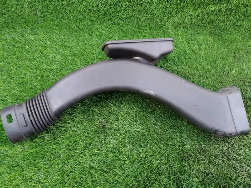 Воздуховод BMW 750Li 2009 F02