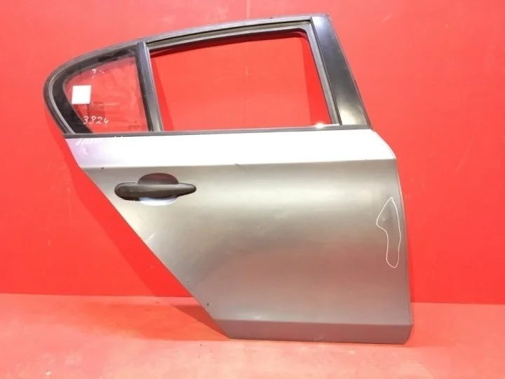 Дверь BMW 1 2007 41527191018 E87 1.6 N45B16A, задняя правая