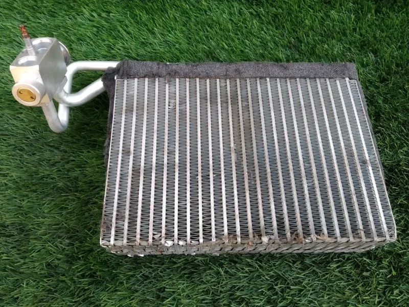 Испаритель кондиционера BMW X3 .0si 2010 E83