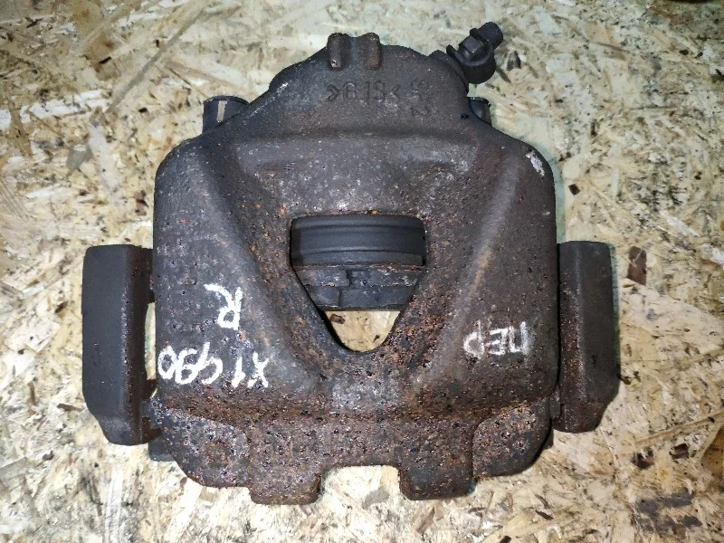 Суппорт тормозной BMW x1 28iX 2013 E84