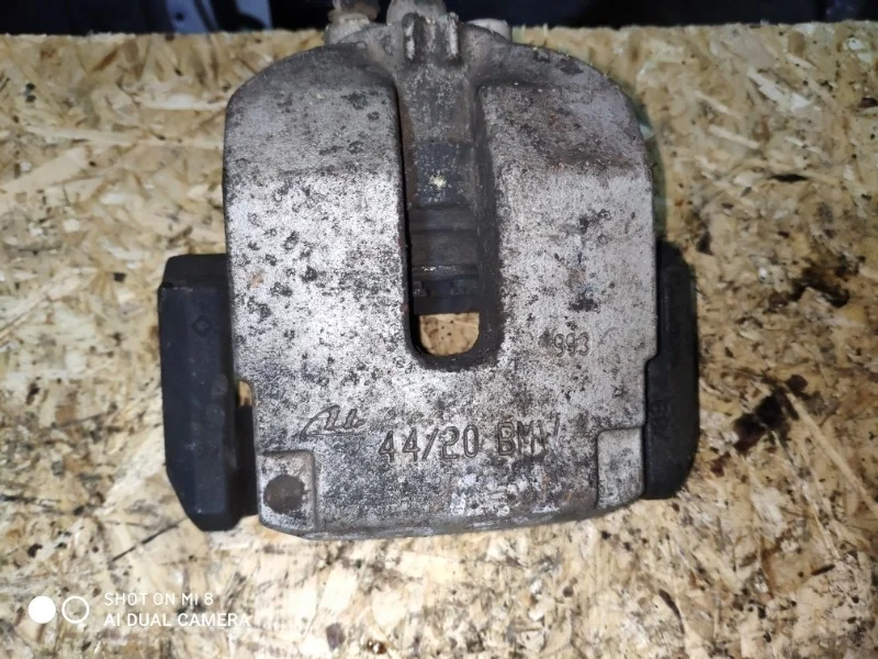 Суппорт тормозной BMW X5 3.0D E70