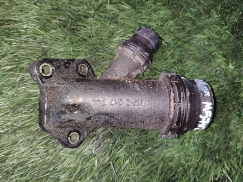 Соединительный патрубок BMW 330D E46