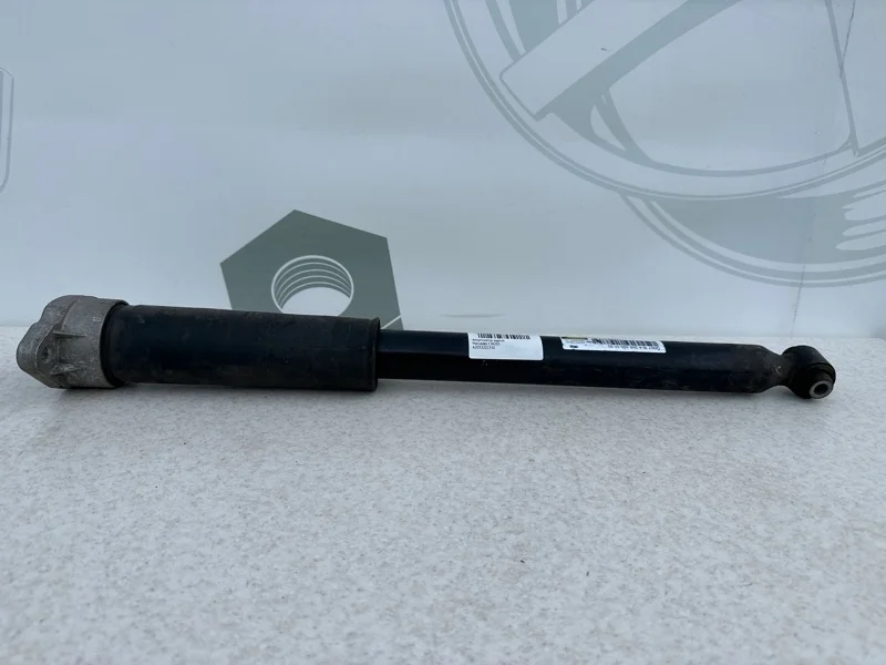 Амортизатор задний Mercedes-benz W205