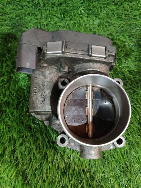 Дроссельная заслонка BMW 550i F10