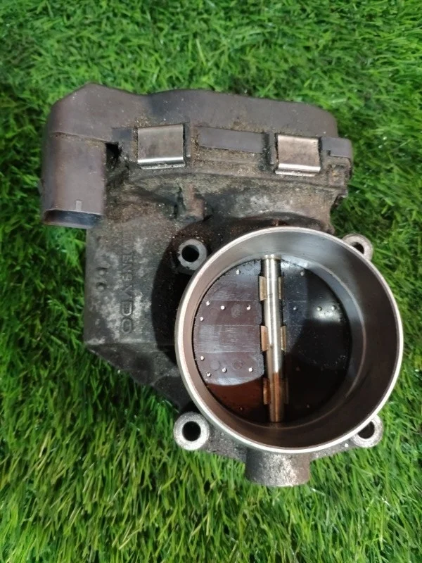 Дроссельная заслонка BMW X5M 2011 E70