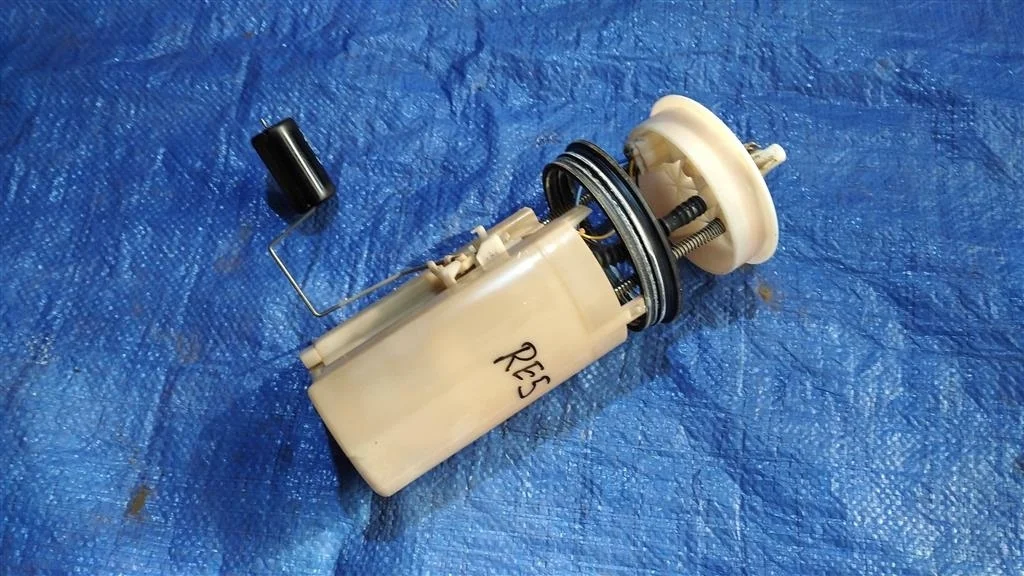 Б.у. насос топливный HONDA CR-V RE HONDA CR-V RE