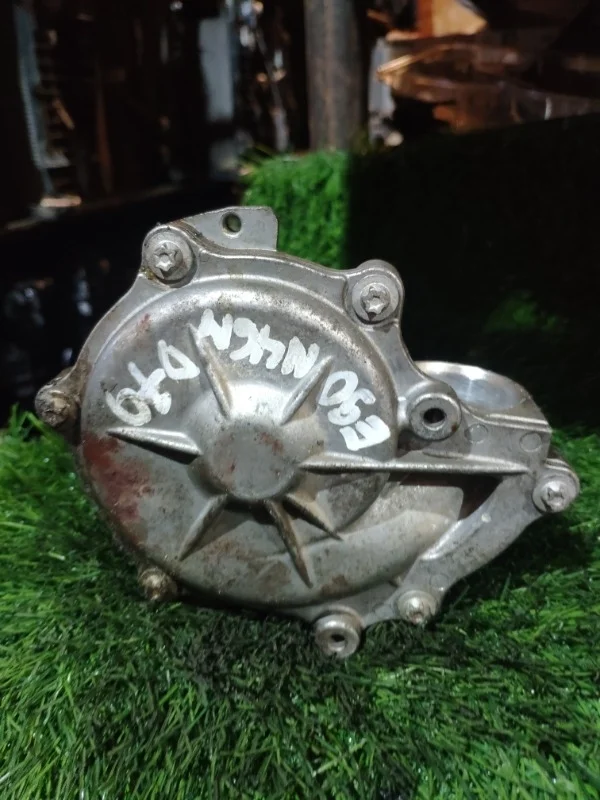 Помпа водяная BMW 318i E90