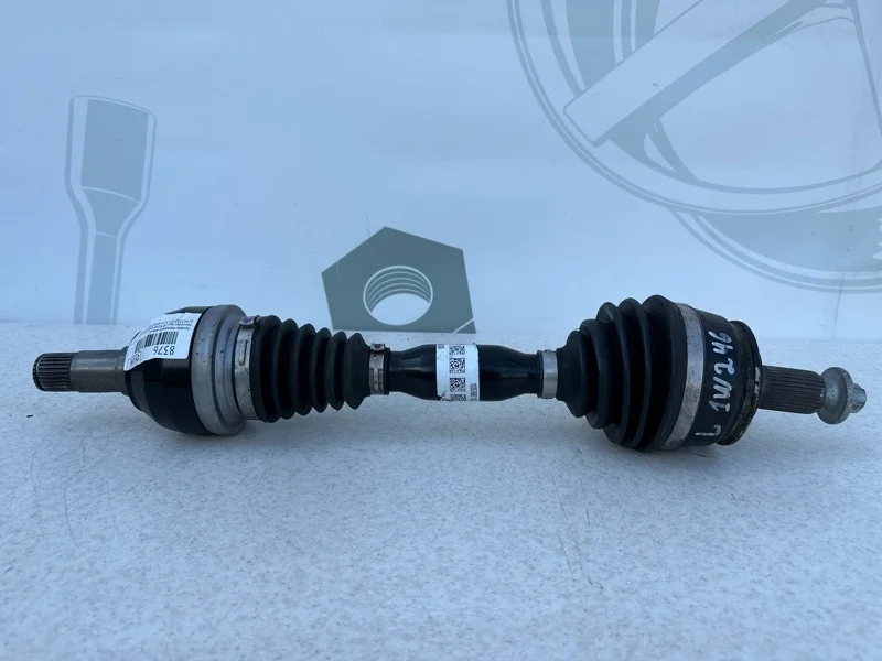 Привод передний левый Mercedes-benz 2018 W246