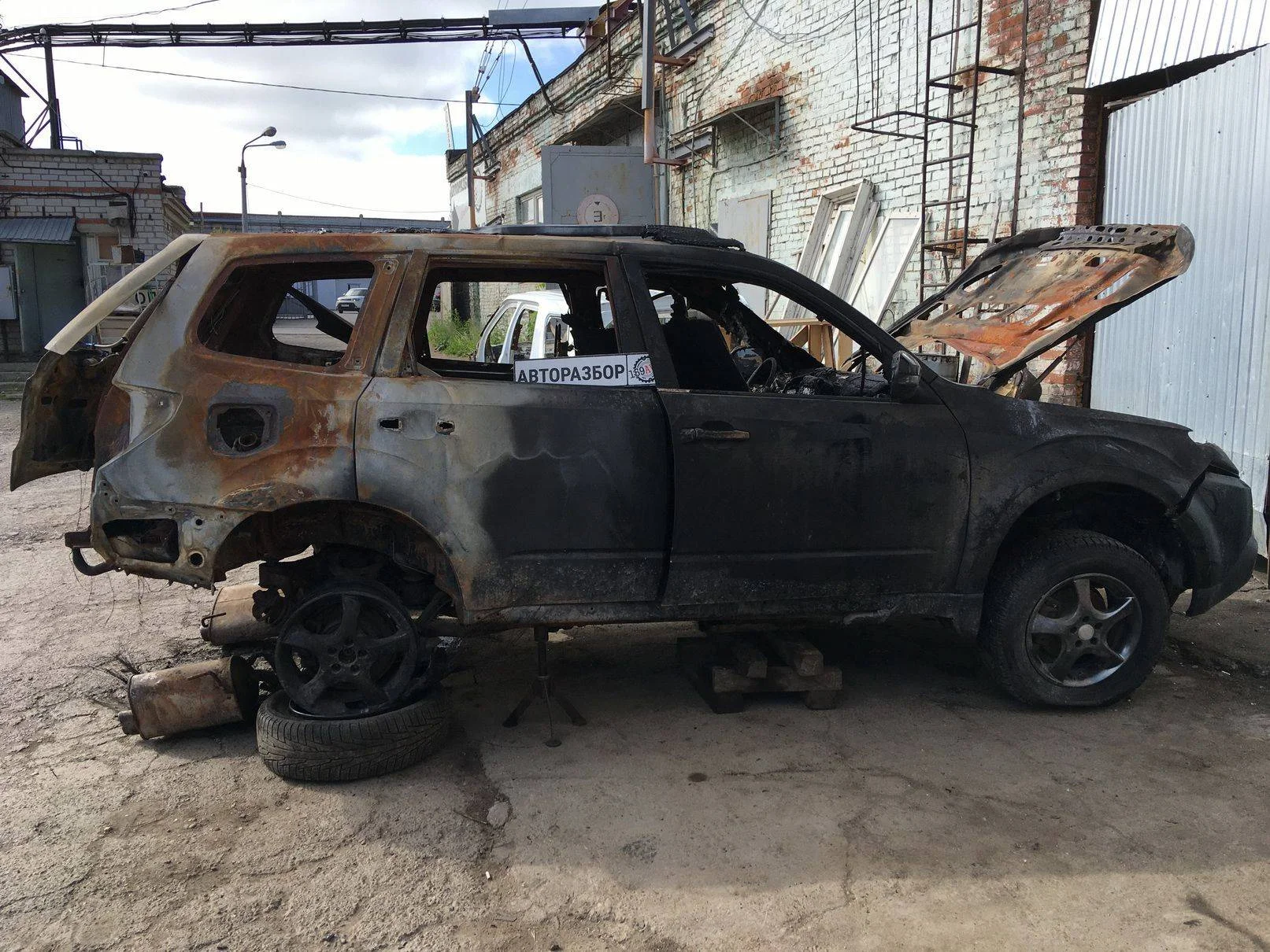 Продажа Subaru Forester 2.0 (150Hp) (FB20B) 4WD AT по запчастям