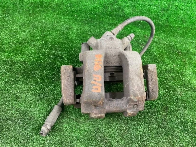 Суппорт тормозной BMW 320D F30