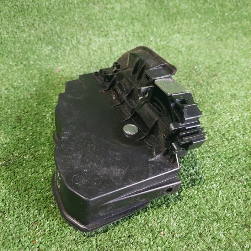 Замок двери BMW F07 GT