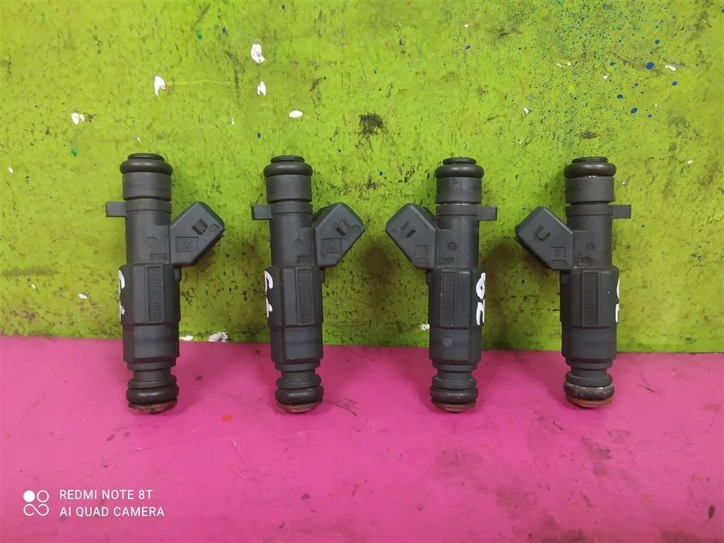 Форсунка VW Caddy Polo 1,4 AKK ANW AUD 030906031J