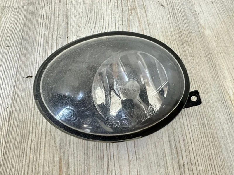 Противотуманная фара VW Tiguan 1 2011-2018 5N