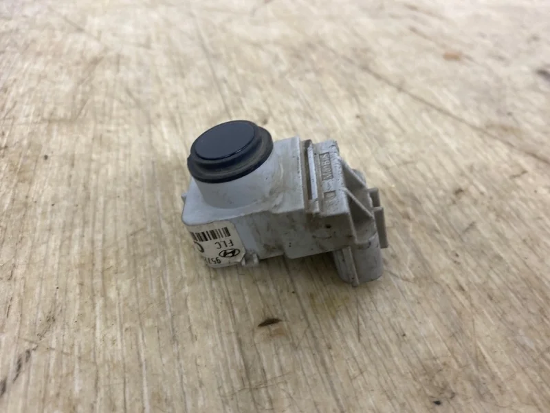ДАТЧИК ПАРКТРОНИКА HYUNDAI IX-35 2010-2015 957202S000CA TM G4KD