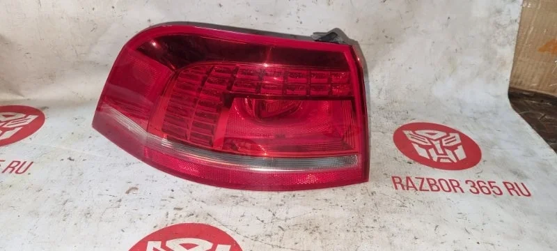 Фонарь Volkswagen Passat 2011 B7