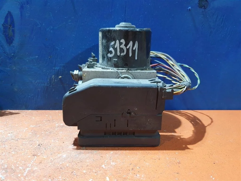 Блок АБС ABS Ford Fiesta 6 2008-2012 8V512C405AE