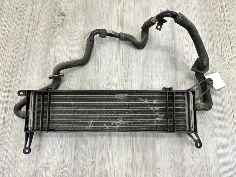 Дополнительный радиатор охлаждающей жидкости VW Touareg 2 2010-2018 7P