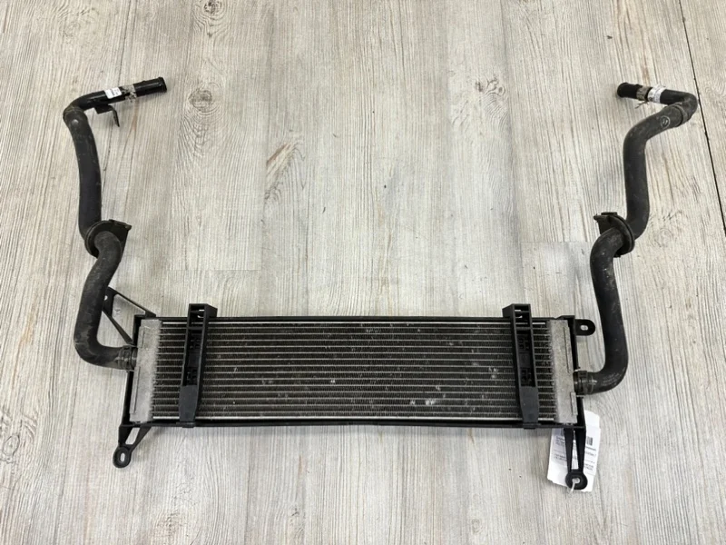 Дополнительный радиатор охлаждающей жидкости VW Touareg 2 2010-2018 7P