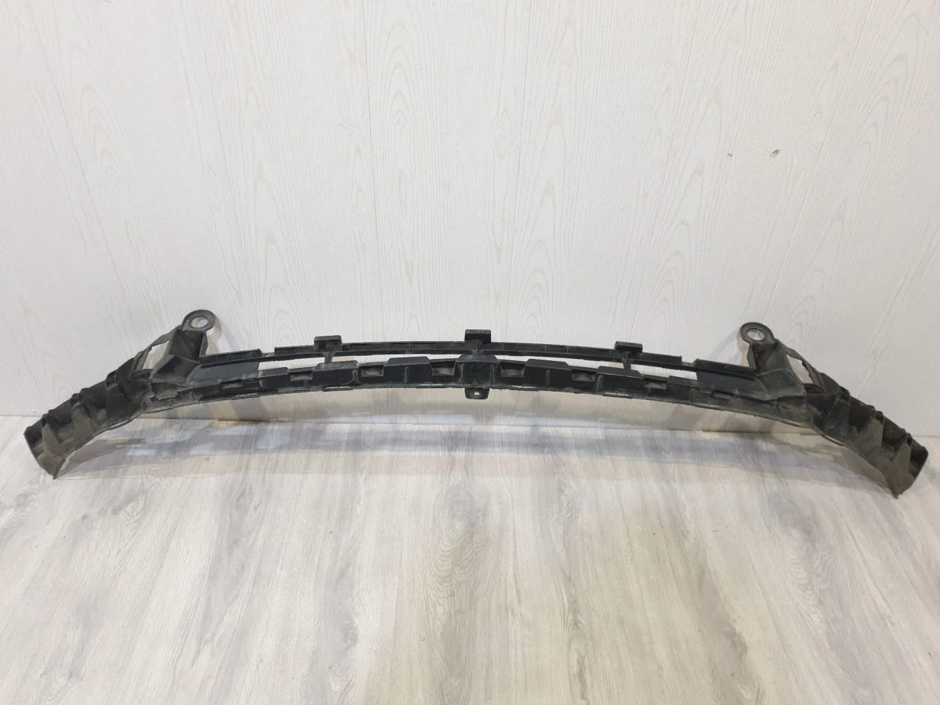 Кронштейн бампера переднего для Mercedes E-klasse W213 2016-